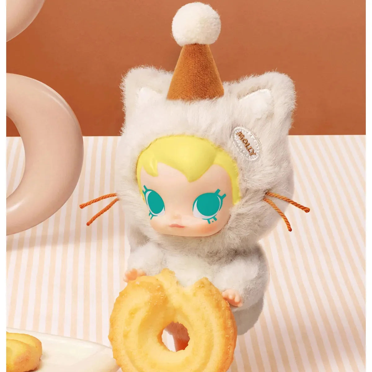 It's Snack Time (Grey) - Baby Molly Pocket Friends Plush Pendant Series by POP MART