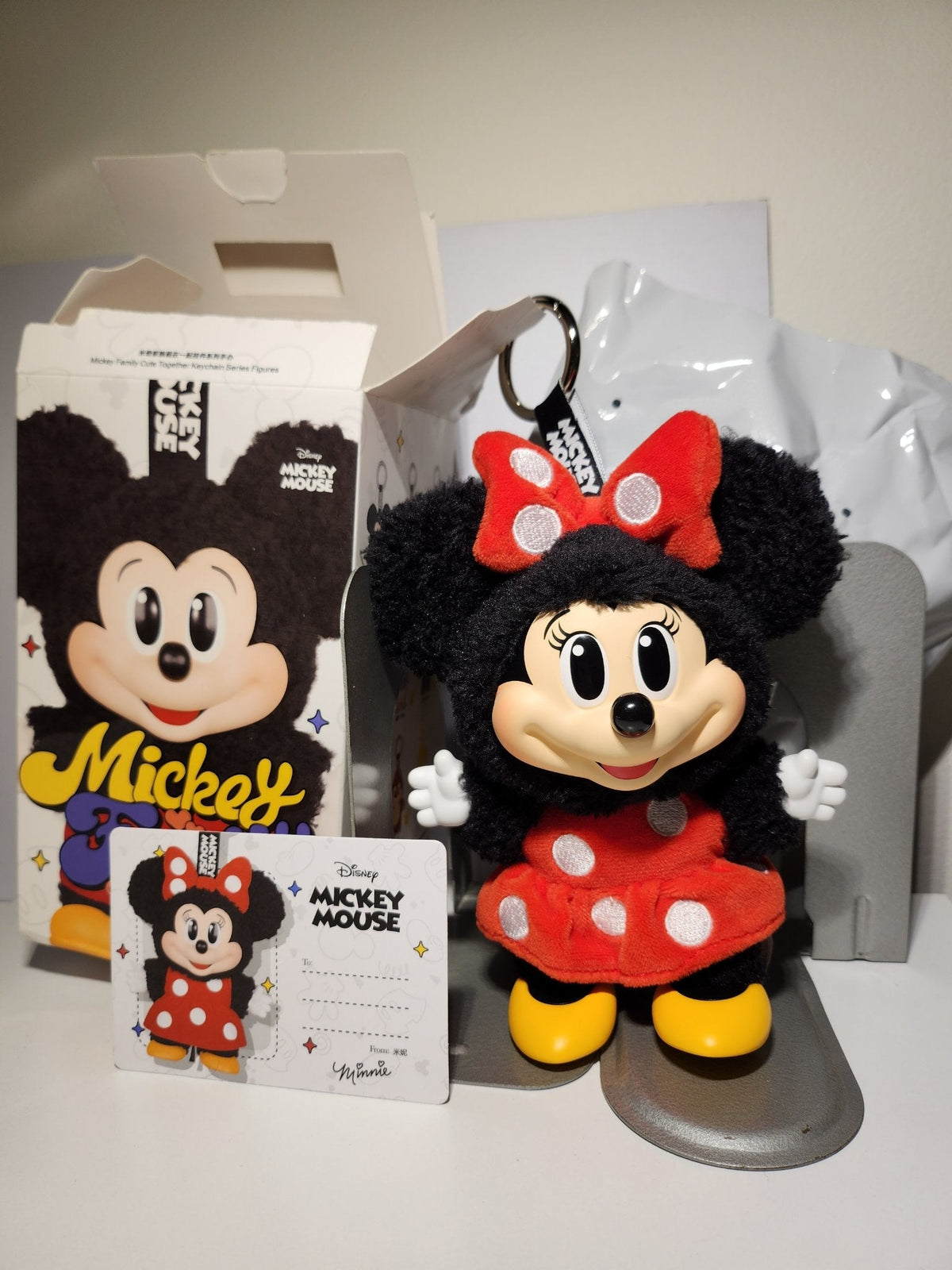 MINNIE MOUSE - MICKEY FAMILY - DISNEY POPMART VINYL PLUSH KEYCHAIN