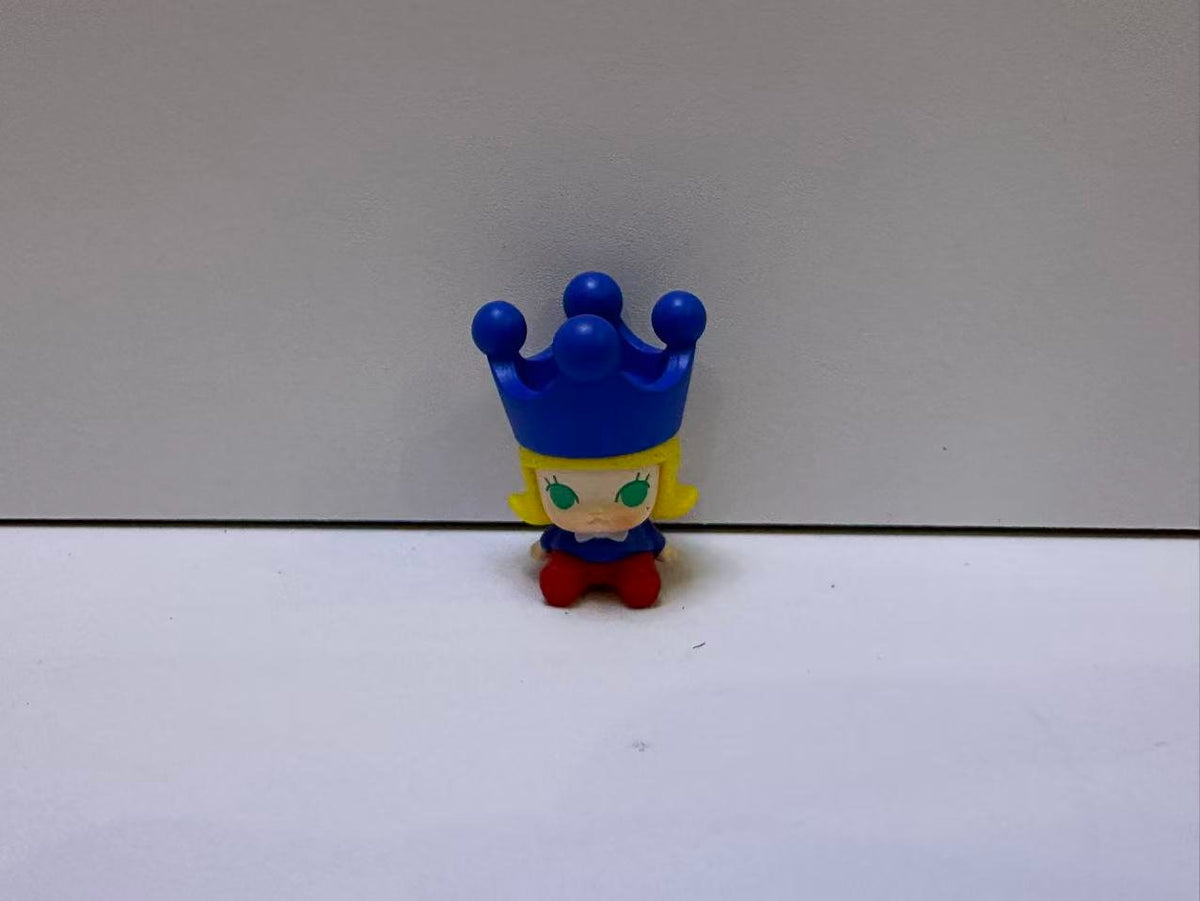 Royal Molly sitting bean POP BEAN by POP MART