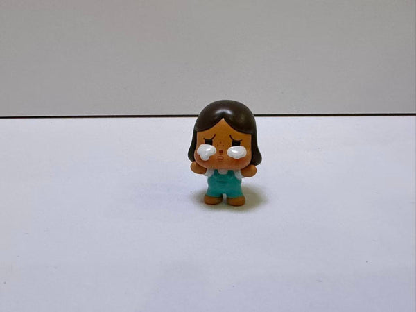 Crybaby Hug Me turquoise bean (2024 China in-store limited) POP BEAN by POP MART